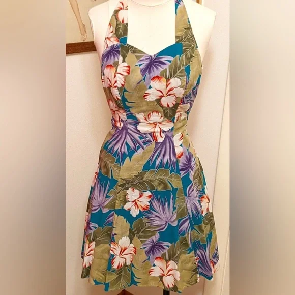 Vintage Hilo Hattie Hawaiian Print Halter Dress Green Tropical Print XS / 2 - Picture 1 of 6
